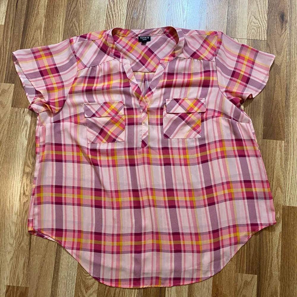 Torrid Georgette Pink and Yellow Plaid Short Sleeve Blouse Size 2X